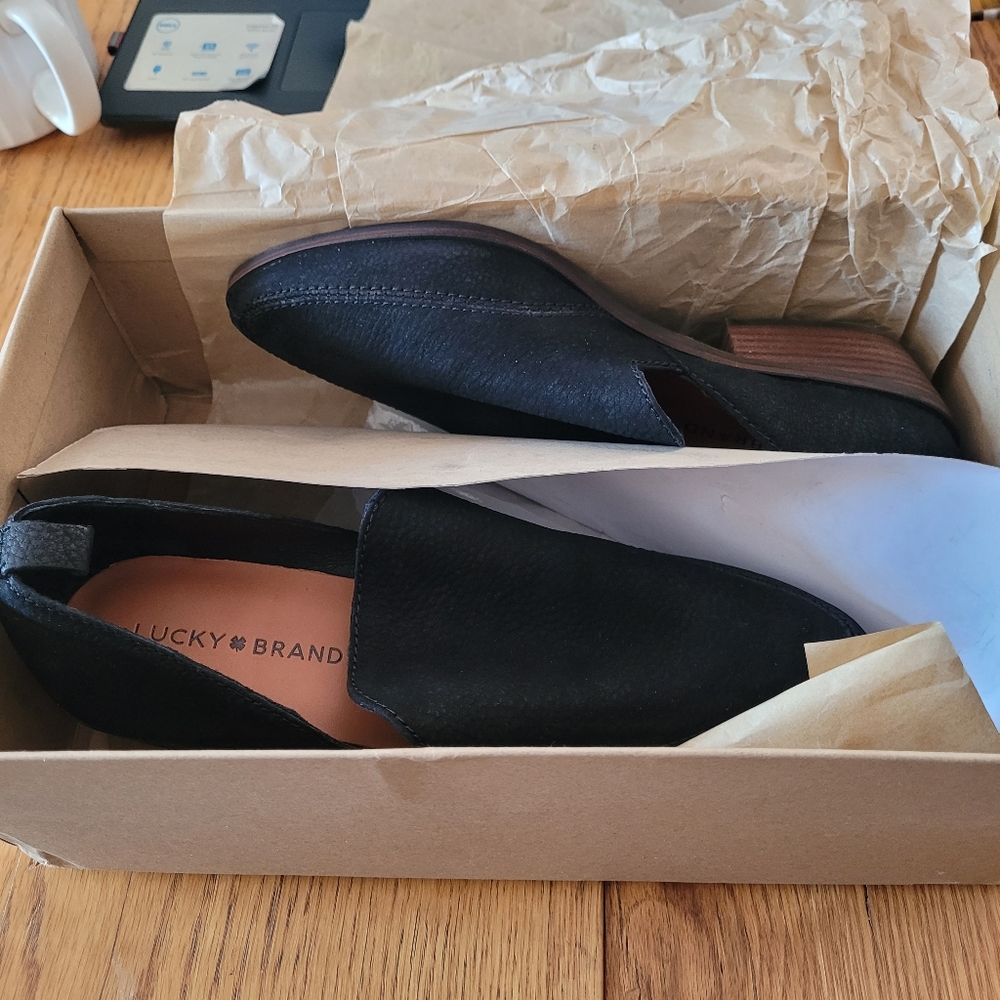 Ladies Loafer - Picture 8 of 8